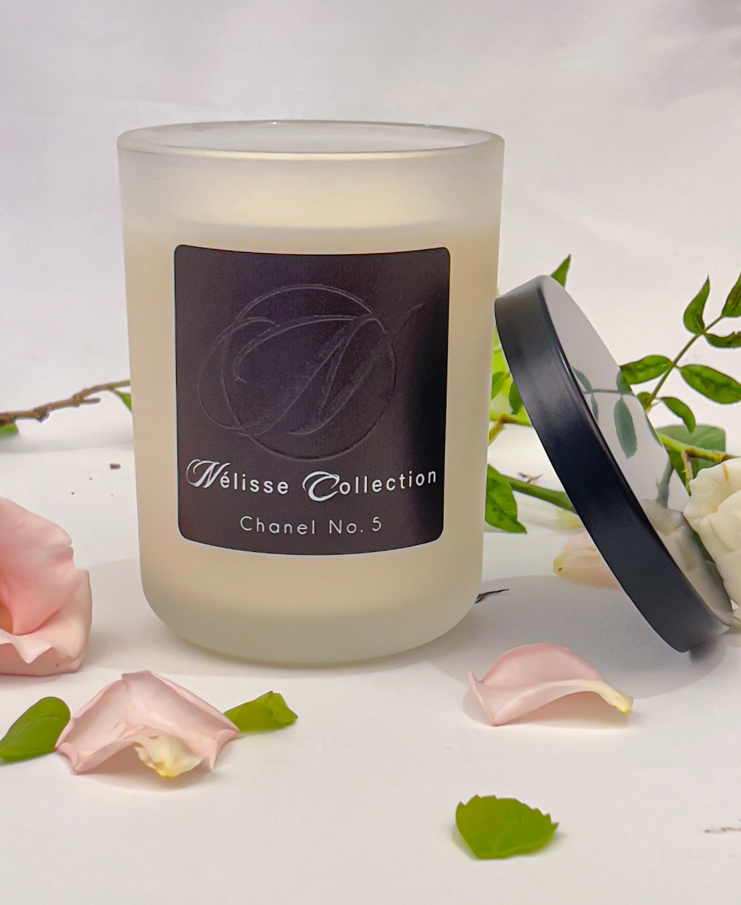Chanel. No5